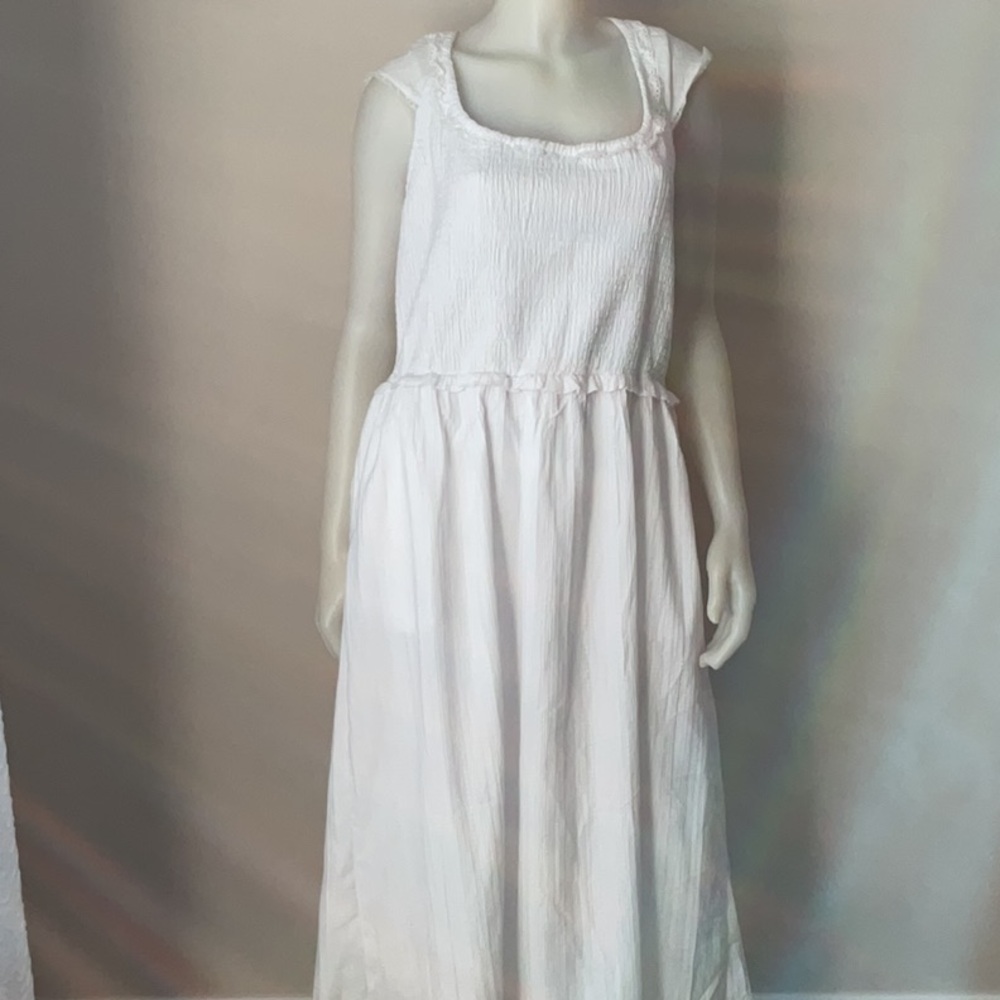 Dex Smocked Dress - Picture 2 of 11
